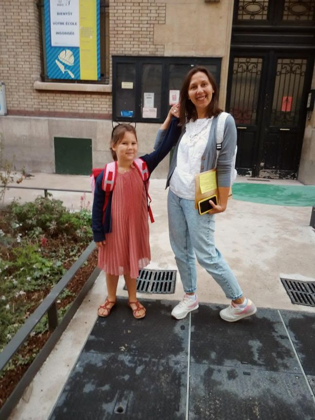 Stepanok Natalia with her daughter Alyona near the public elementary school Arbalète, in the 5th arrondissement of Paris.  